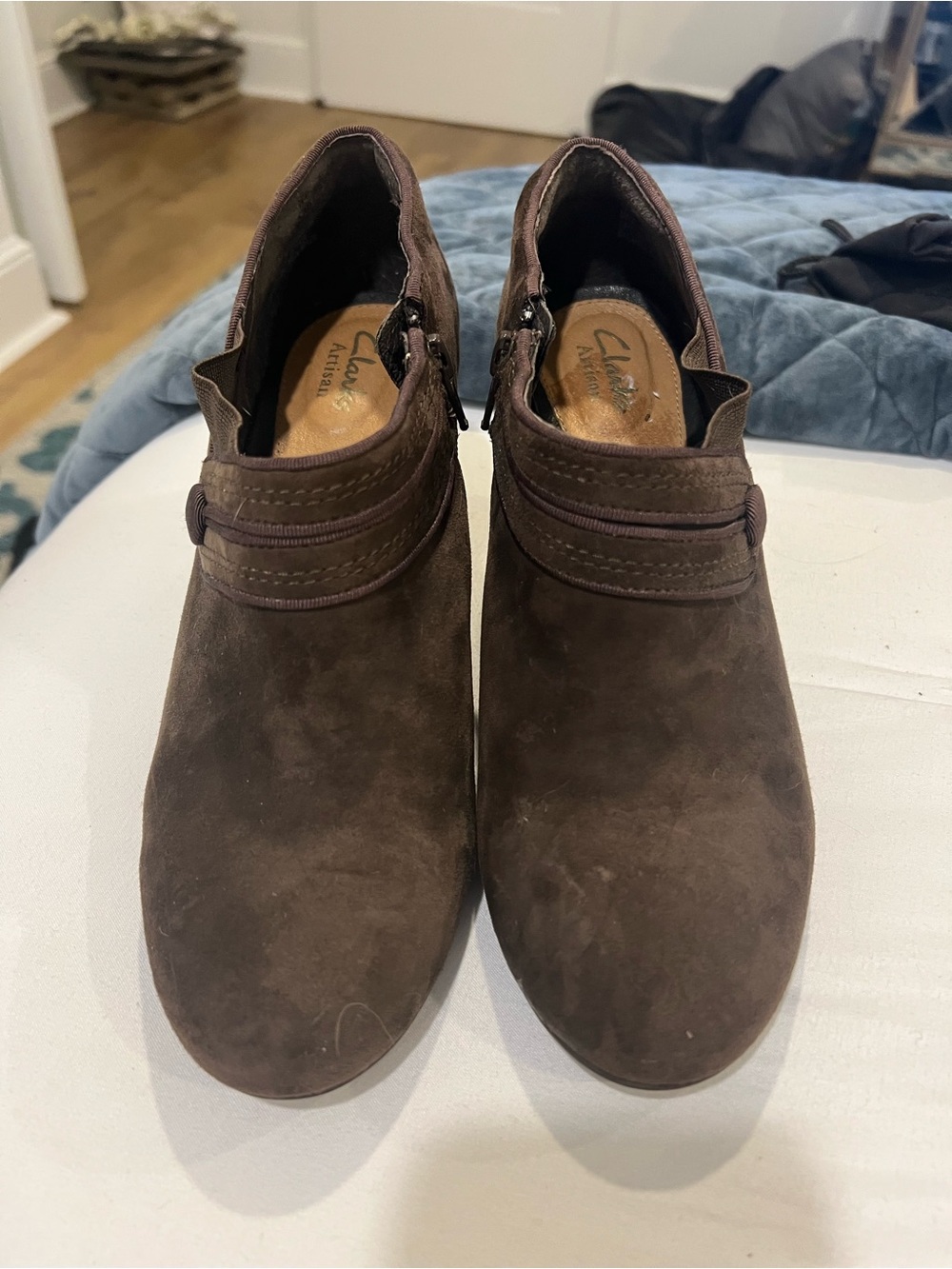 Clarks Artisan Tamryn Maize brown suede ankle boots l 7.5